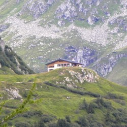 Bockhartseehütte (1950m)