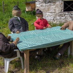 Bauernherbst Figuren beim Ullmangut in Bad Gastein