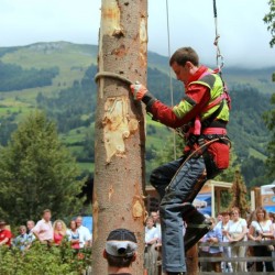 Timbersports Holzfällershow