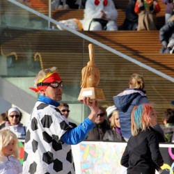 Fasching in der Eisarena