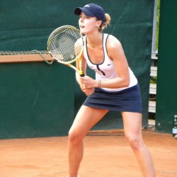 Alize Cornet (FRA) vs. Patricia Mayr (AUT)
