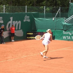 Stephanie Hirsch (AUT) vs. Andrea Hlavackova (CZE)
