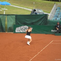 Andrea Hlavackova (CZE) vs. Sharon Fichman (CAN)