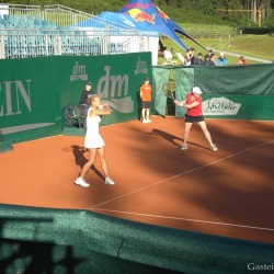 Domachowska (POL) / Grandin (RSA) vs. Kondratieva (RUS) / Lefevre (FRA)