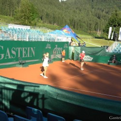 Domachowska (POL) / Grandin (RSA) vs. Kondratieva (RUS) / Lefevre (FRA)