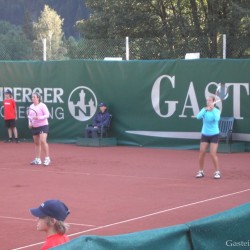 Domachowska (POL) / Grandin (RSA) vs. Kondratieva (RUS) / Lefevre (FRA)