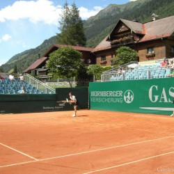 Yvonne Meusburger (AUT) vs. Sharon Fichman (CAN)