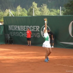 Sybille Bammer (AUT) vs. Nathalie Vierin (ITA)