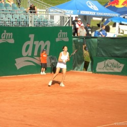 Sybille Bammer (AUT) vs. Nathalie Vierin (ITA)