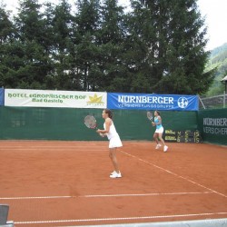 Tatjana Malek (GER) / Andrea Petkovic (GER) vs. Ipek Senoglu (TUR) / Yaroslava Shvedova (KAZ)