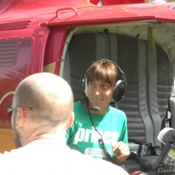 Yvonne Meusburger im Red Bull Helicopter