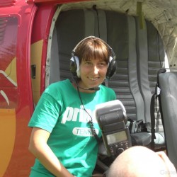 Yvonne Meusburger nach dem Rundflug ganz relaxed