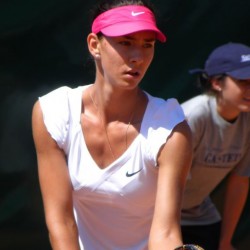 Anastasia Pivovarova (RUS) vs. Sybille Bammer (AUT)