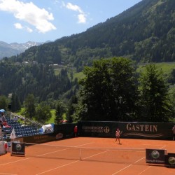 Pauline Parmentier (FRA) vs. Tathiana Garbin (ITA)
