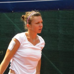 Simona Halep (ROU) vs. Renata Voracova (CZE)