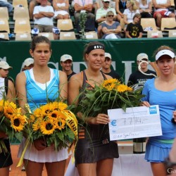 Jarmila GAJDOSOVA (AUS) Julia GOERGES (GER) Lucie HRADECKA (CZE)  Eva BIRNEROVA (CZE)