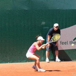 Kateryna BONDARENKO (UKR) vs. Nuria LLAGOSTERA VIVES (ESP)