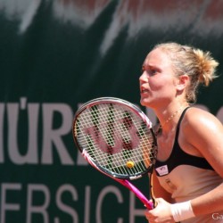 Kateryna BONDARENKO (UKR) vs. Nuria LLAGOSTERA VIVES (ESP)