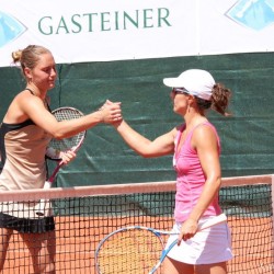 Kateryna BONDARENKO (UKR) vs. Nuria LLAGOSTERA VIVES (ESP)