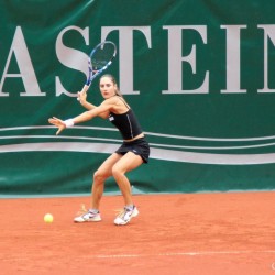 Nikola HOFMANOVA (AUT) vs. Dia EVTIMOVA (BUL)