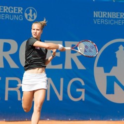 Viktorija Golubic (SUI) vs. Natalie Grandin (RSA)  Foto: Gerhard Michel