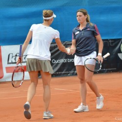 Olaru (ROU) / Solovyeva (RUS) vs. Moser (AUT) / Neuwirth (AUT)  Foto: Gerhard Michel