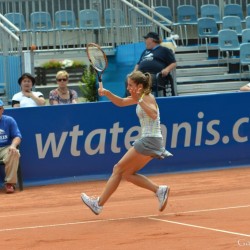 Mandy Minella (LUX) vs. Annika Beck (GER)   Foto: Gerhard Michel