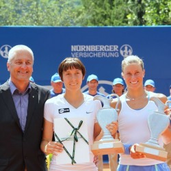 Andrea Hlavackova (CZE) vs. Yvonne Meusburger (AUT)   Foto: Gerhard Michel