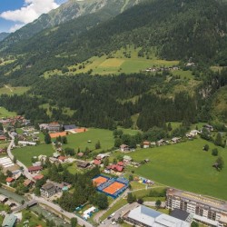 Hotel Europäischer Hof in Bad Gastein mit Tennisanlage und Golfplatz