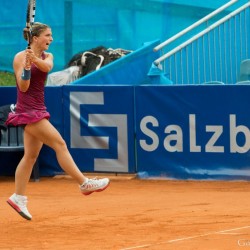 Katerina Siniakova (CZE) vs. Sara Errani (ITA)