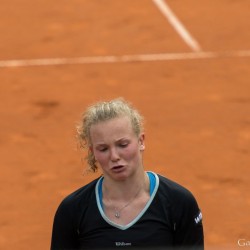 Katerina Siniakova (CZE) vs. Sara Errani (ITA)