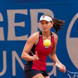 Yvonne Meusburger (AUT) vs. Chanelle Scheepers (RSA)