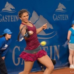 Shelby Rogers (USA) vs. Sara Errani (ITA)