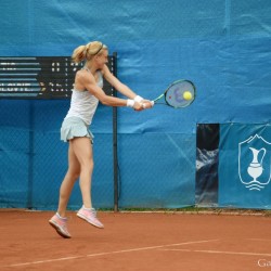 Julia GOERGES (GER) / Petra MARTIC (CRO) vs. Florencia MOLINERO (ARG) / Valeriya SOLOVYEVA (RUS)