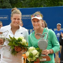 Karin KNAPP (ITA) vs. Samantha STOSUR (AUS)