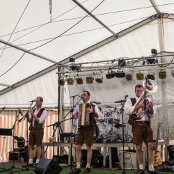 Die Gosauer Spitzbuam im Festzelt Badbruck