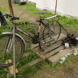 Ladestation für Handys, Akkus