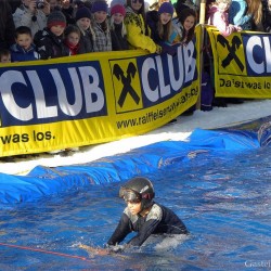 SnowXcross Dorfgastein: waterslide contest