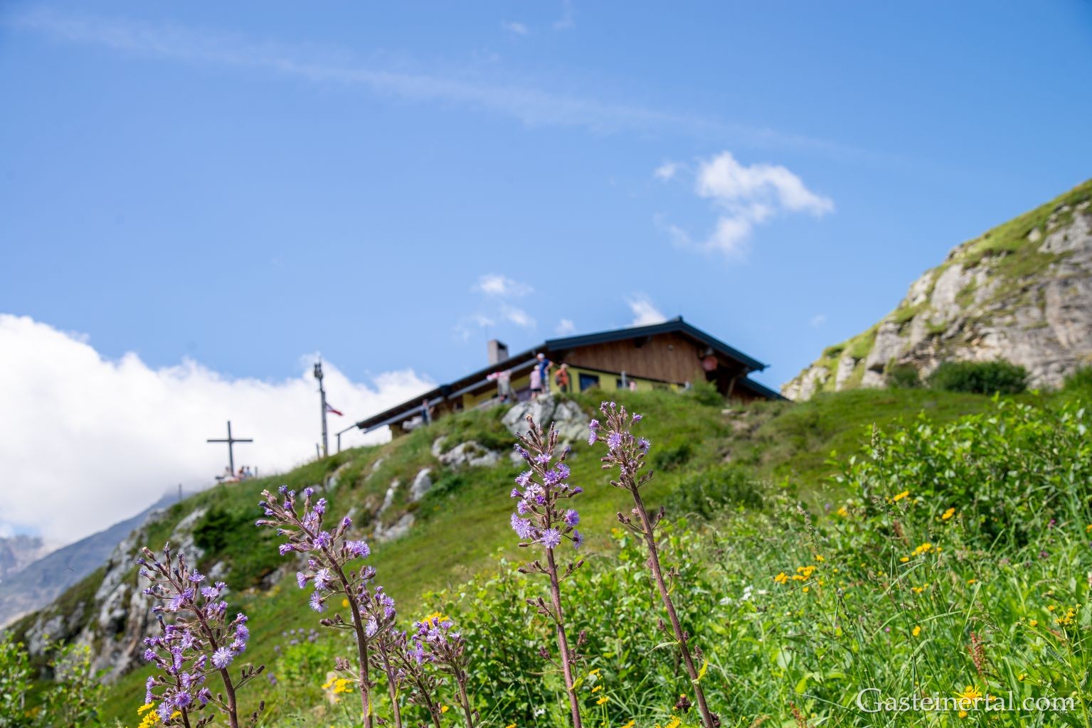 <Blick zur Bockhartseehütte