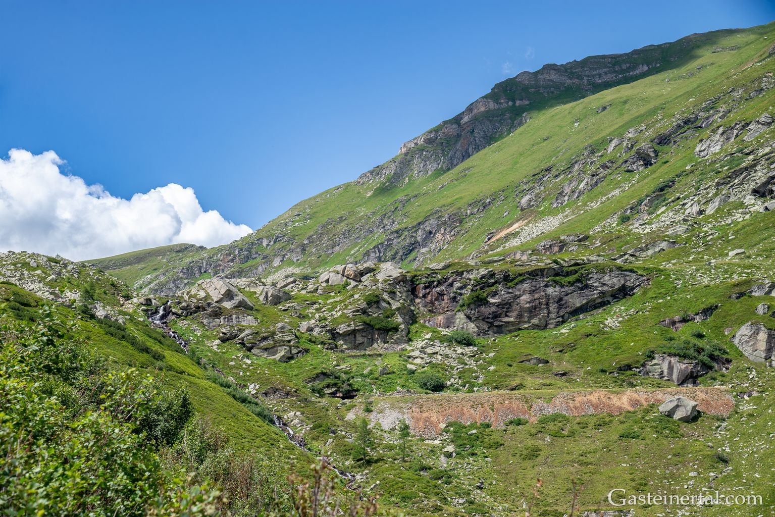 <Die Stufe zwischen unterem und oberem Bockhartsee