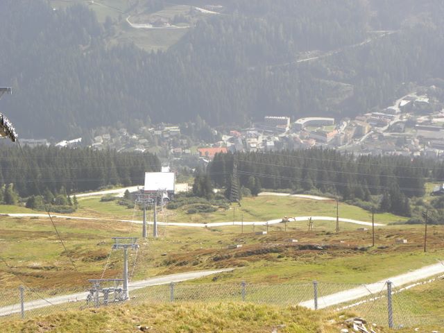 <Blick von der Bergstation Richtung Bad Gastein